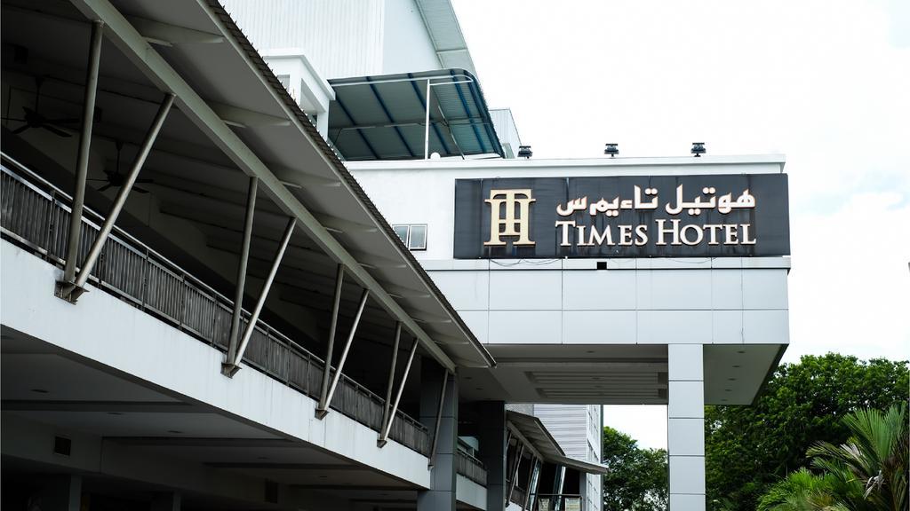 Times Hotel Brunei Бандар-Сері-Бегаван Екстер'єр фото